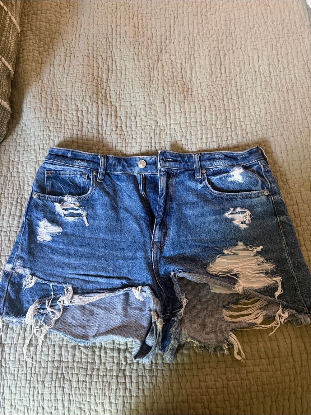 American Eagle Distressed Denim Mom Shorts - Blue